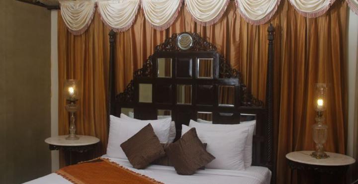 Fort Jadhavgadh -A Gadh Heritage Hotel Sasvad Exterior foto